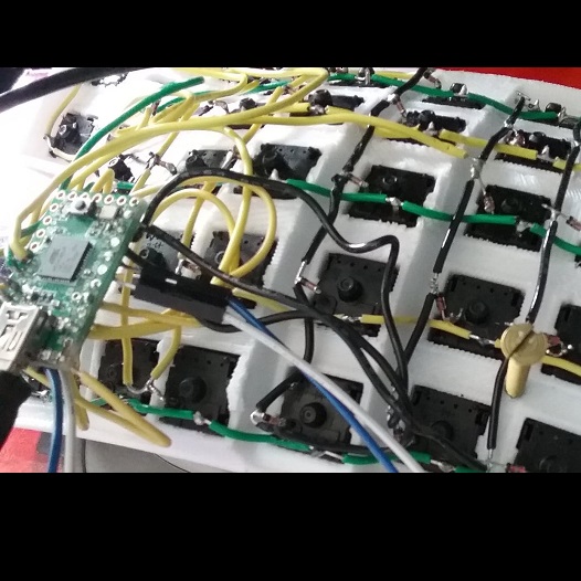 more wiring of keyboard