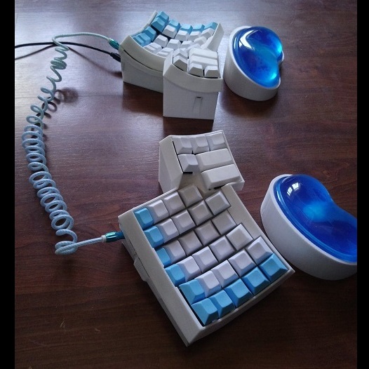 side view of keybored